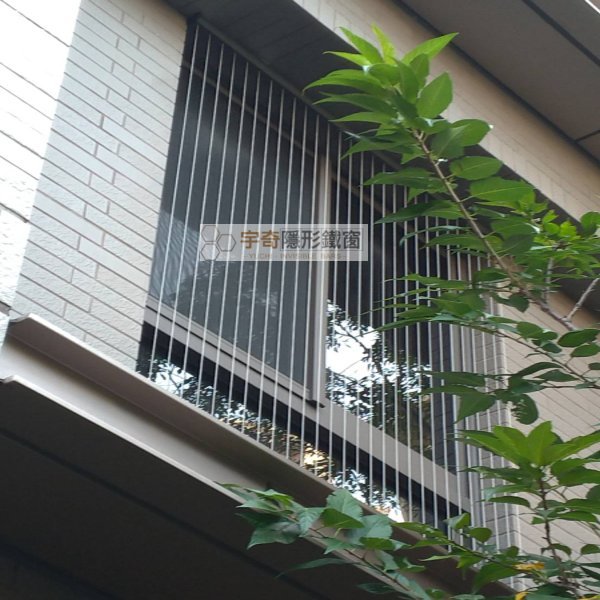 防墜窗
